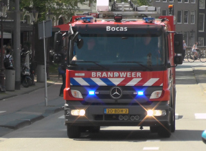 Brandweer Almere duikt eigen voertuig op
