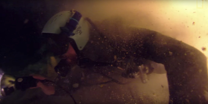 Duikers worden getroffen door onderwaterlawine