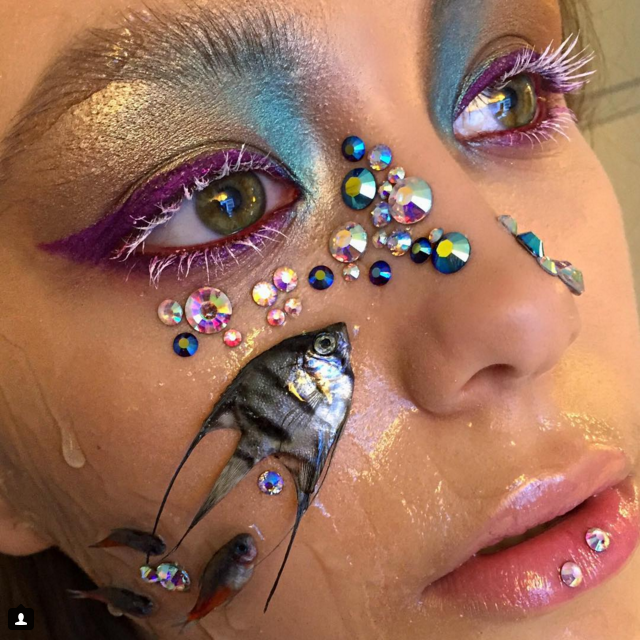 Make-up artist veroorzaakt ophef op internet. Afgrijselijk of avant-garde?